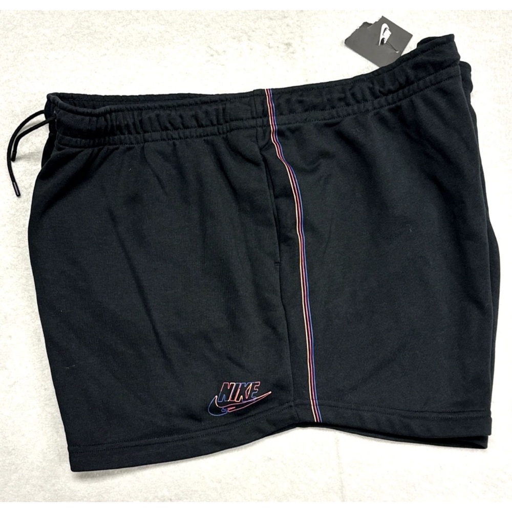 Nike Sportswear Women's Plus Size 3X Essential Futura French Terry Shorts DM7973